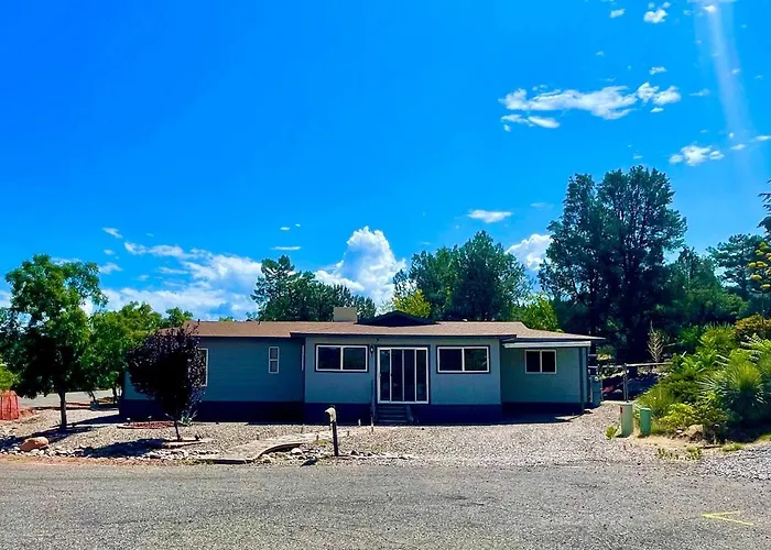 Vista To Red Rock Pets Friendly And Hot Tub Sedona